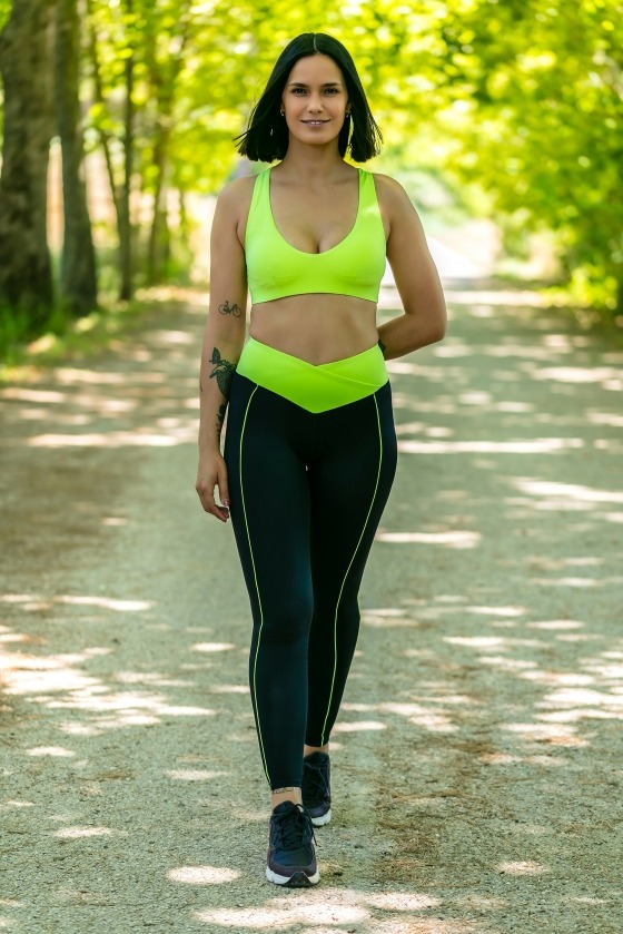 Free Society - Contrast Piping Leggings in Lime 2