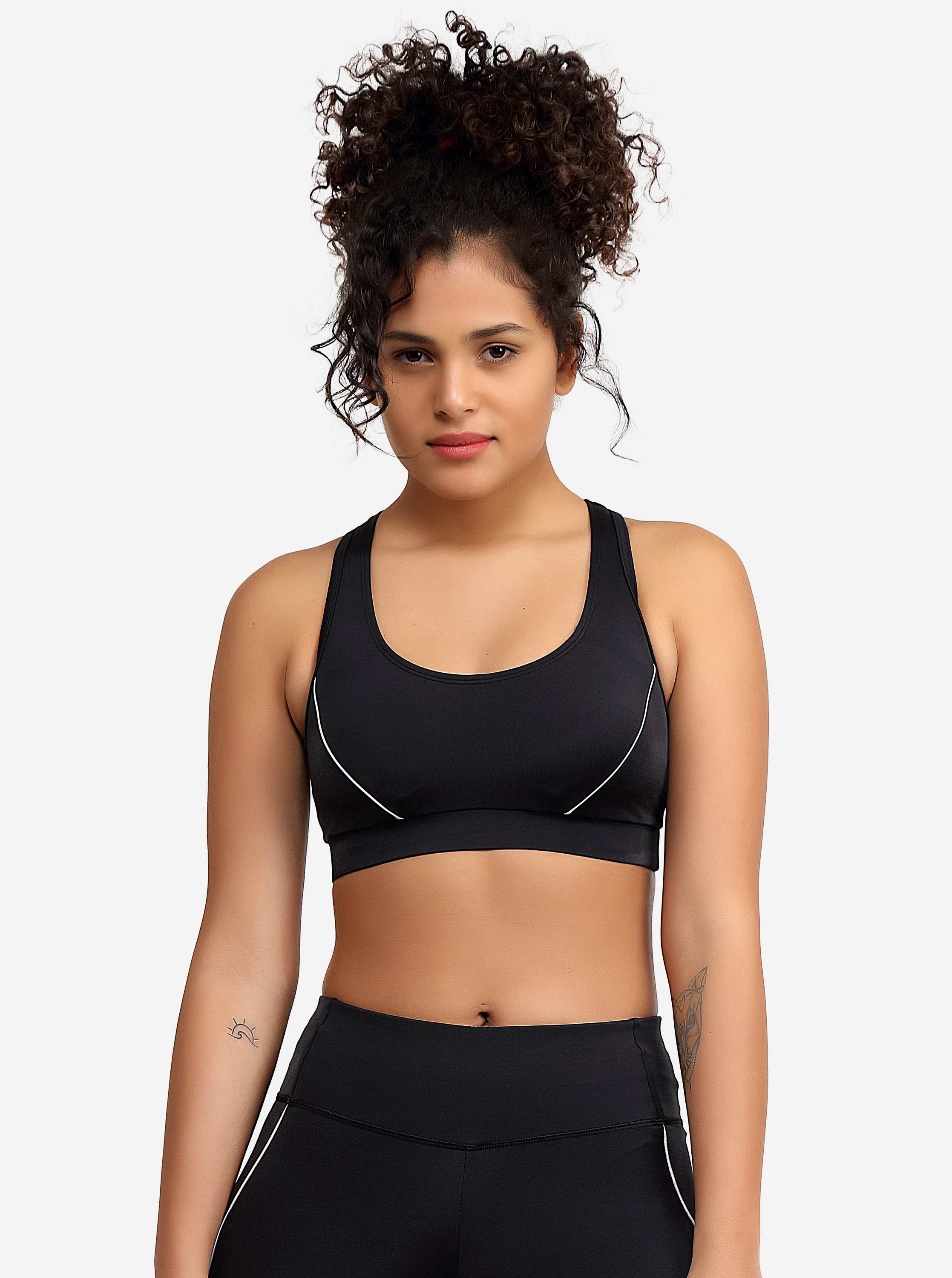 Free Society - Contrast Piping Sport Bra in Black 3 Imagem Zoom