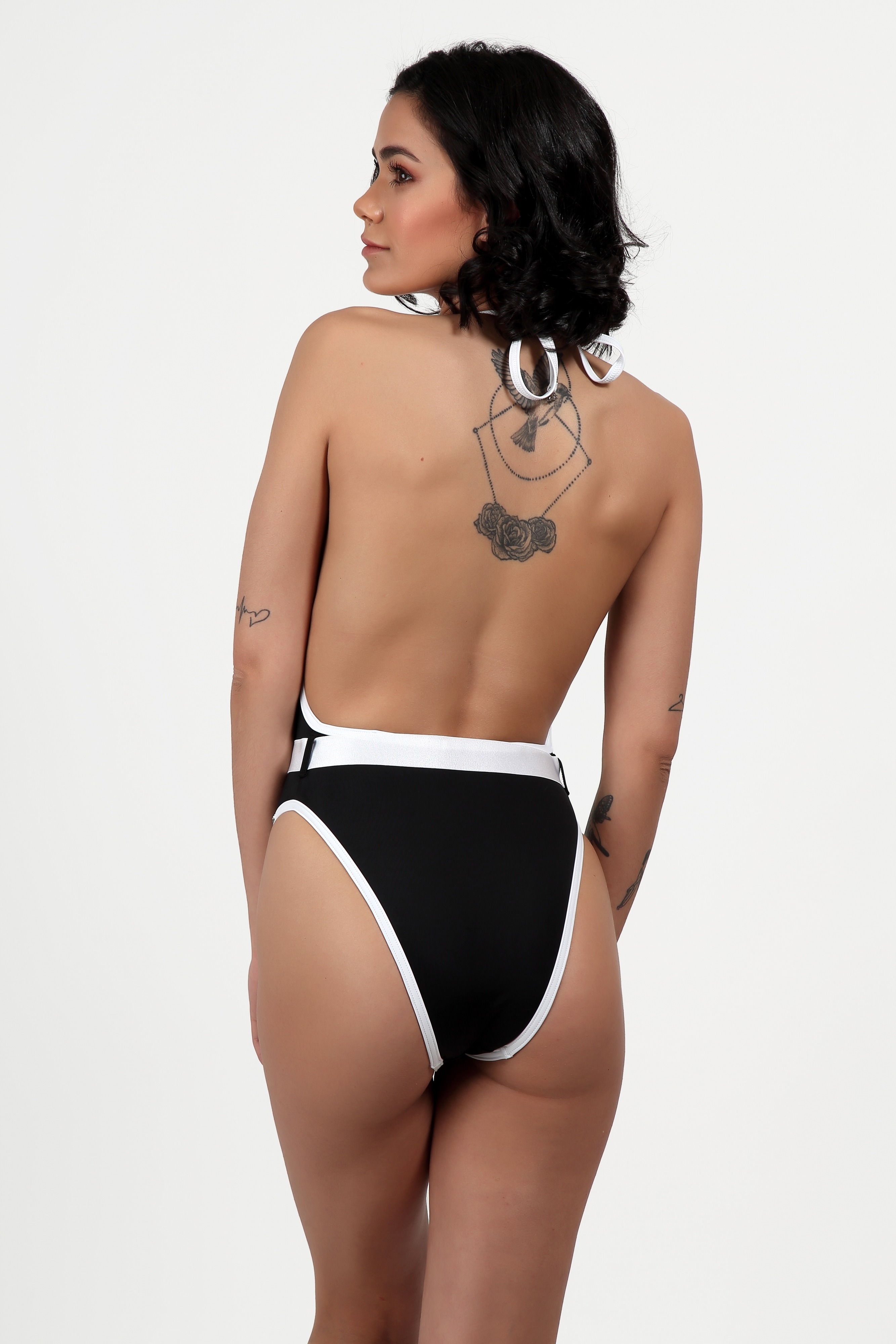 Free Society - Contrast Binding Belted Swimsuit  5 Imagem Zoom